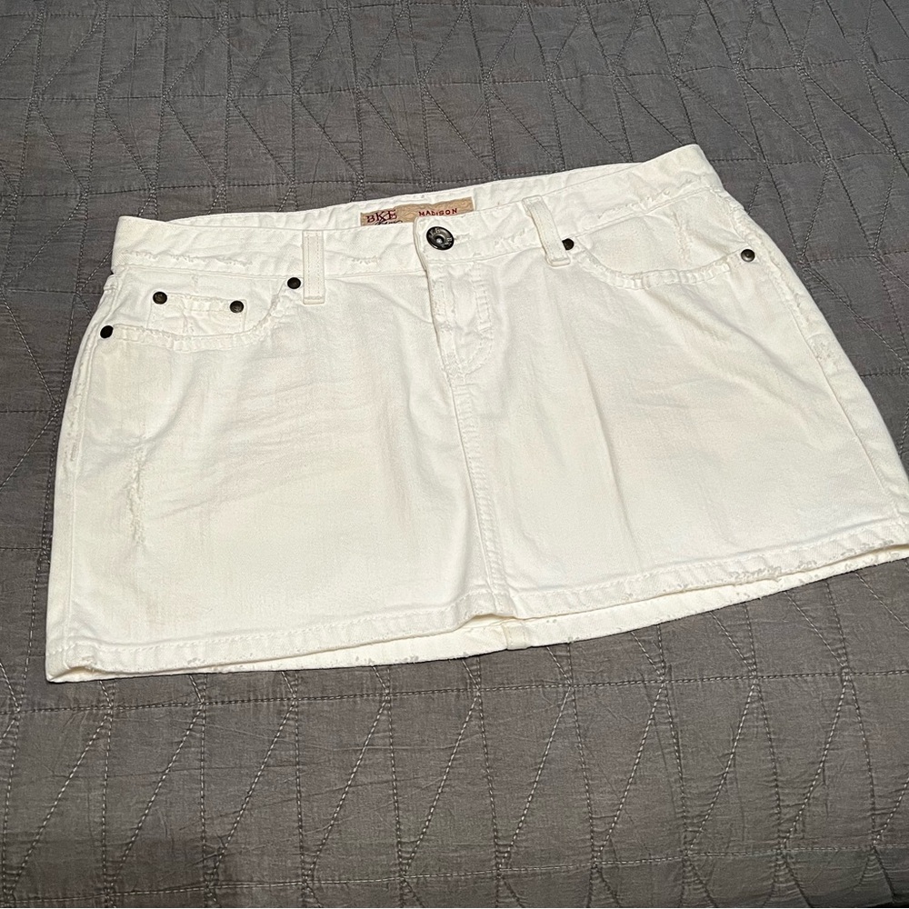 BKE Mini Off White Denim Skirt